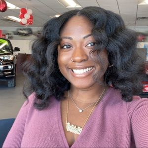 Meet your Posher, Ashley